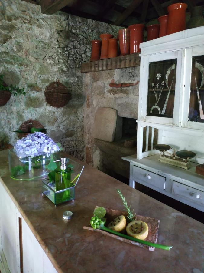 올리베이라데프라데스 Casa D'Aldeia De Souto De Lafoes 게스트하우스 외부 사진