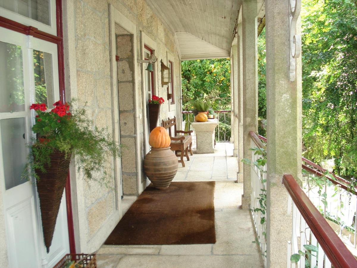올리베이라데프라데스 Casa D'Aldeia De Souto De Lafoes 게스트하우스 외부 사진